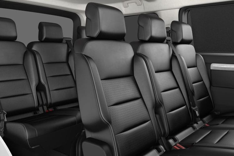 3942611 100kW You M [8 Seat] 75kWh 5dr Auto