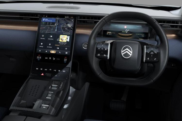 3975904 157kW You 80kWh 5dr Auto