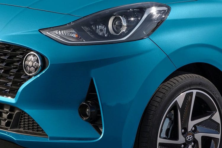 3818883 1.0 [63] Premium 5dr Auto [Nav]