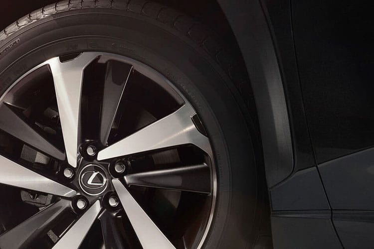 3978800 350h 2.5 Takumi 5dr E-CVT 2WD