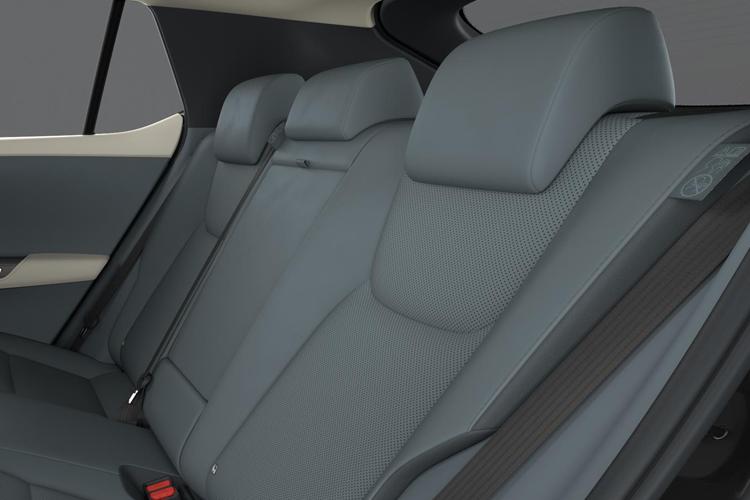 3978829 300e 150kW Takumi 71 kWh 5dr Auto