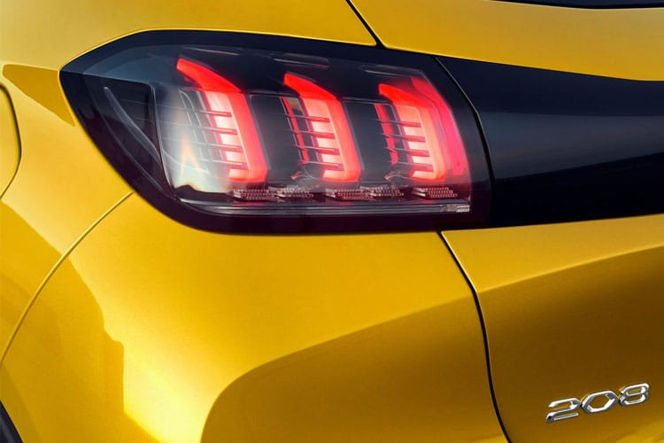 3978951 1.2 Hybrid 136 Allure 5dr e-DSC6