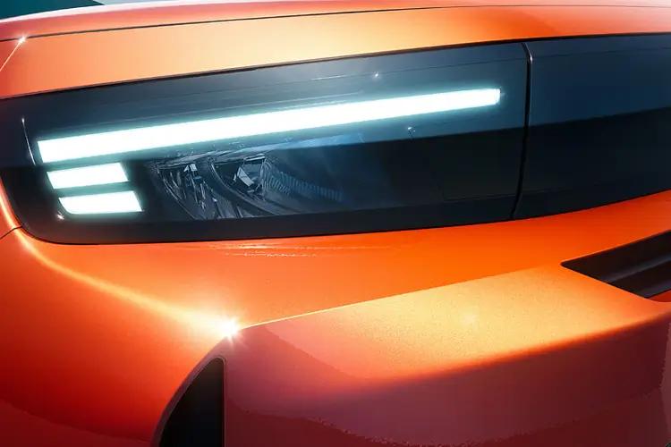 4001022 83kW Ultimate 44kWh 5dr Auto