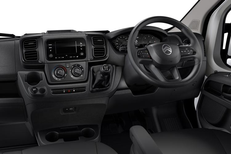 3942821 2.2 BlueHDi 140 Chassis Cab Enterprise
