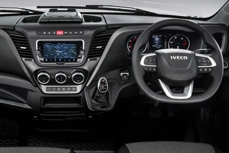 3979414 140kW 74kWh Chassis Cab 3450 WB Auto