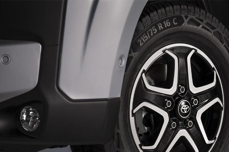 3867491 2.2D 140 Icon H2 Van Auto